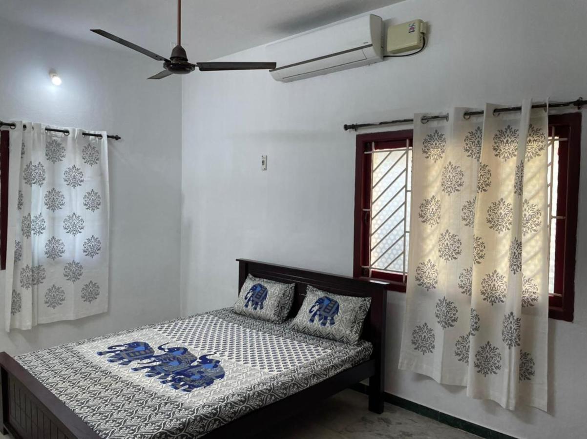 White House- 1Bk Pleasant Apartment With Open Terrace Coimbatore Exteriör bild