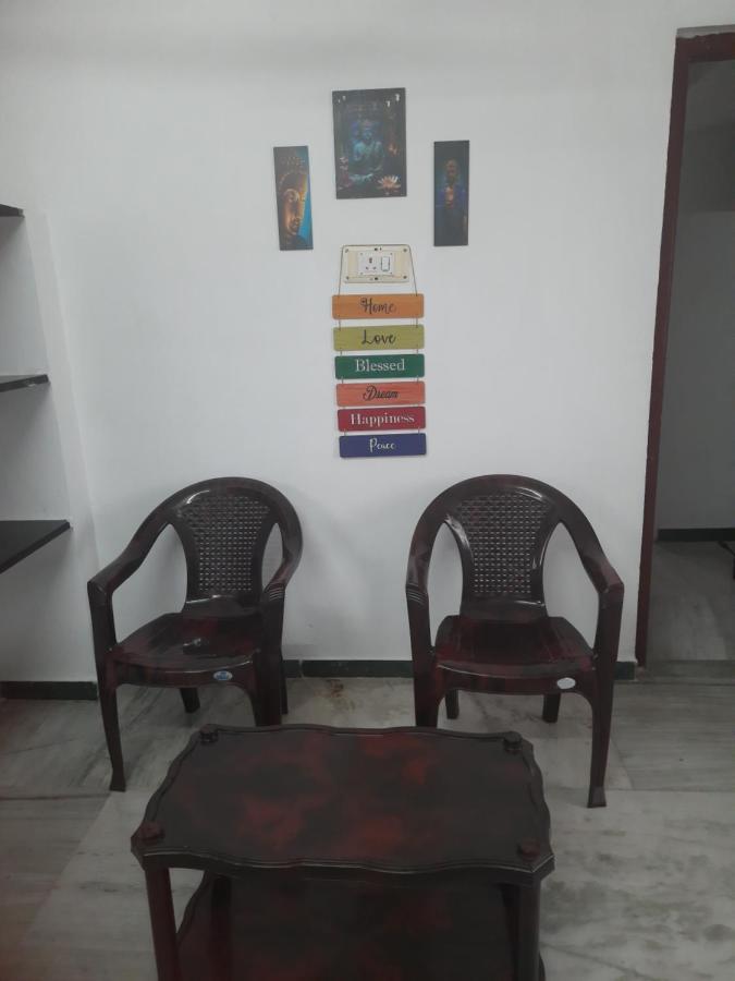 White House- 1Bk Pleasant Apartment With Open Terrace Coimbatore Exteriör bild